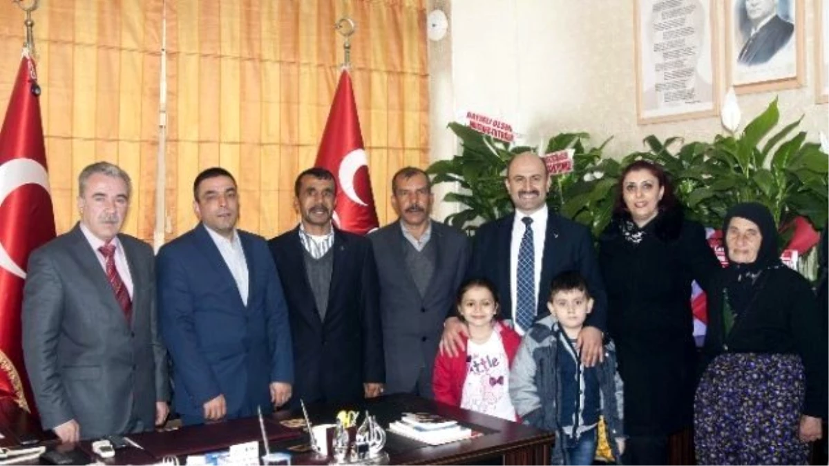 Dr. Yün, MHP\'den Aday Adayı