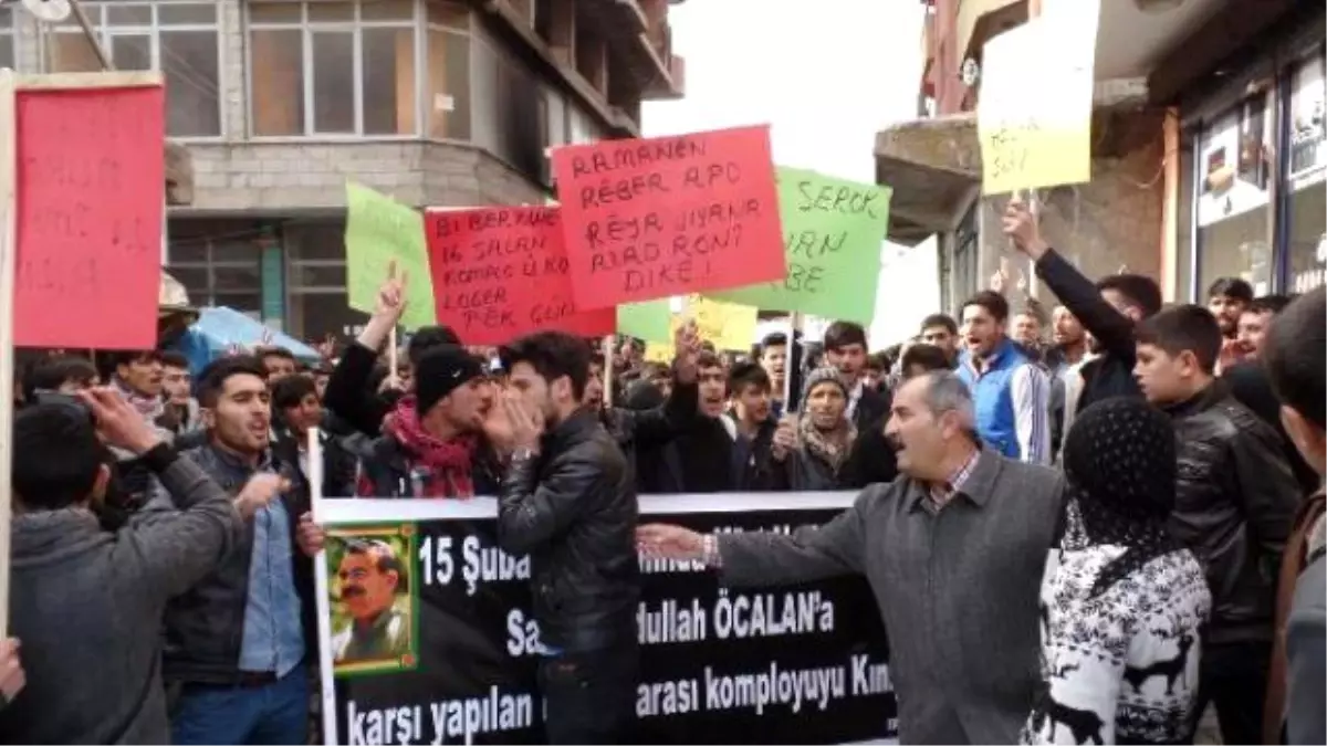 Erciş\'te, Öcalan\'ın Yakalanışının 16 Yıldönümünde Protesto