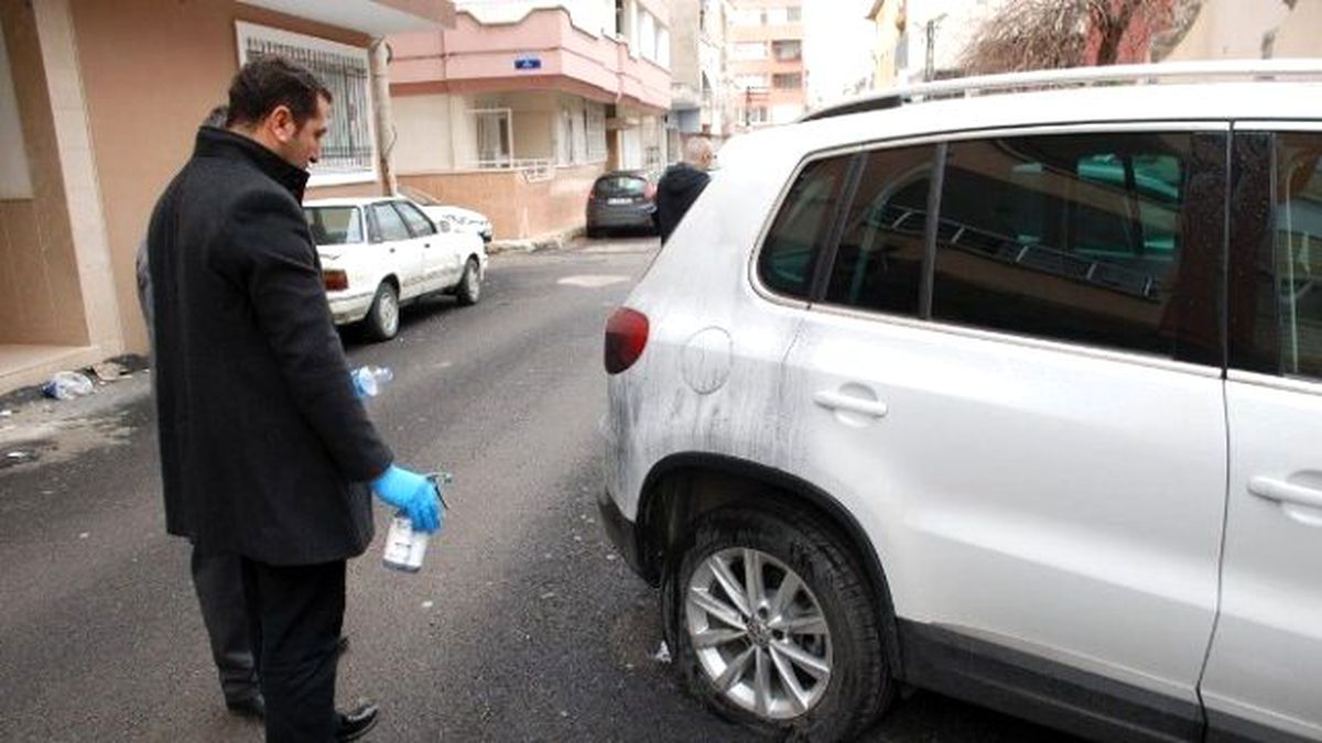 Hatay\'da 40 Aracın Lastiğini Patlattılar