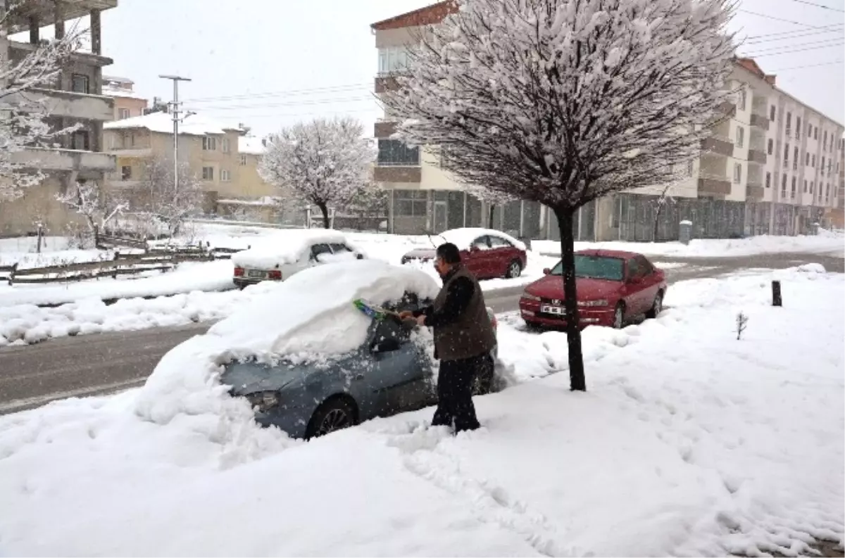 Kahramanmaraş\'ta Kar Hayatı Olumsuz Etkiliyor