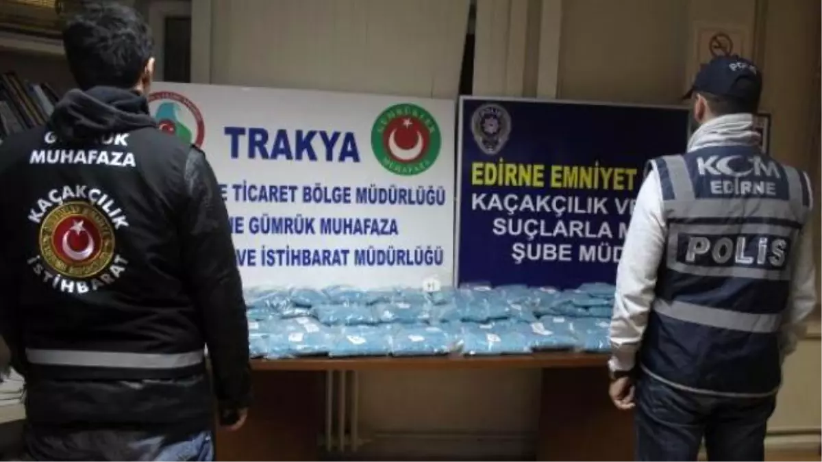 Kapıkule\'de 70 Kilo Ecstasy Hap ve 98 Gram Kokain Ele Geçirildi