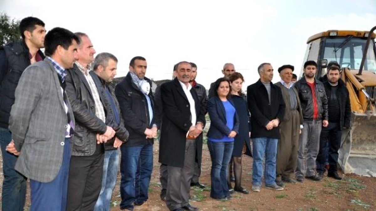 Kasaplar Mezbahane Bahçesine Fidan Dikti