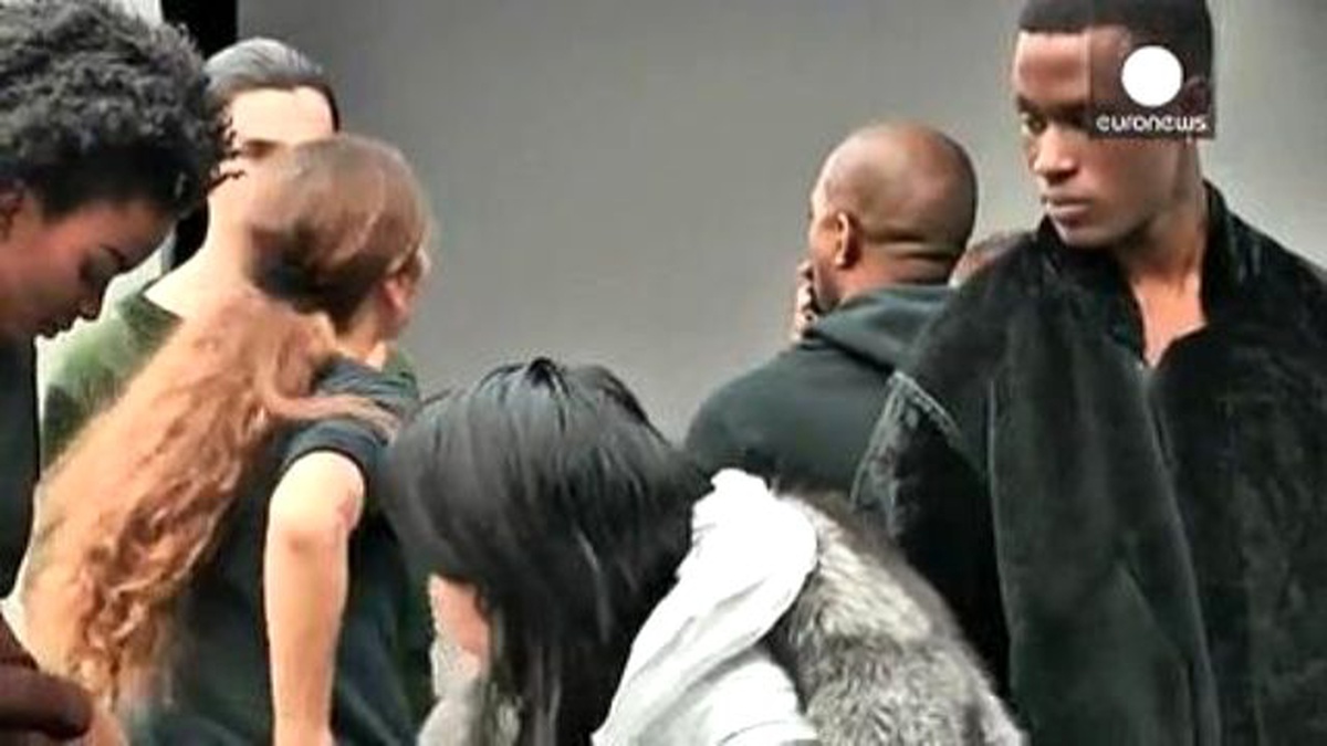 New York\'ta Kanye West ve Tadashi Shoji Rüzgarı Esti