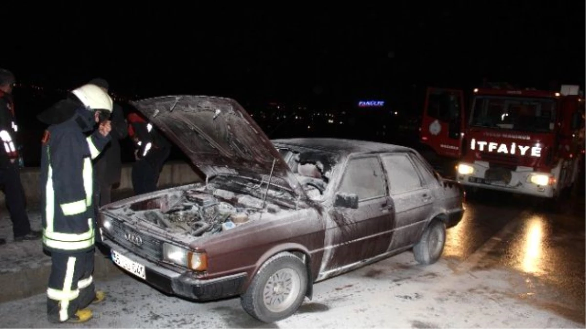 Seyir Halindeki Otomobilde Yangın Çıktı