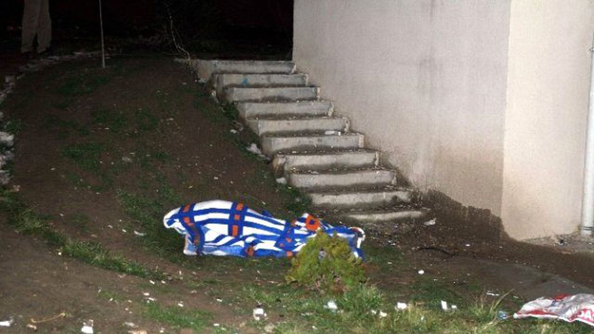 4\'üncü Kattan Düşen Kadın Hayatını Kaybetti