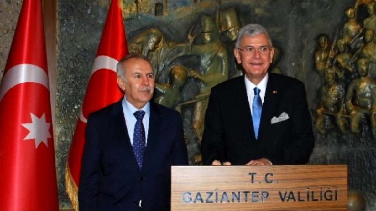 AB Bakanı Bozkır, Gaziantep Valiliği\'ni Ziyaret Etti