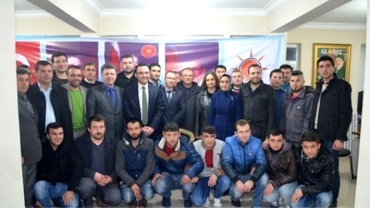 Aday Adayı Özkan, AK Parti Teşkilatını Ziyaret Etti