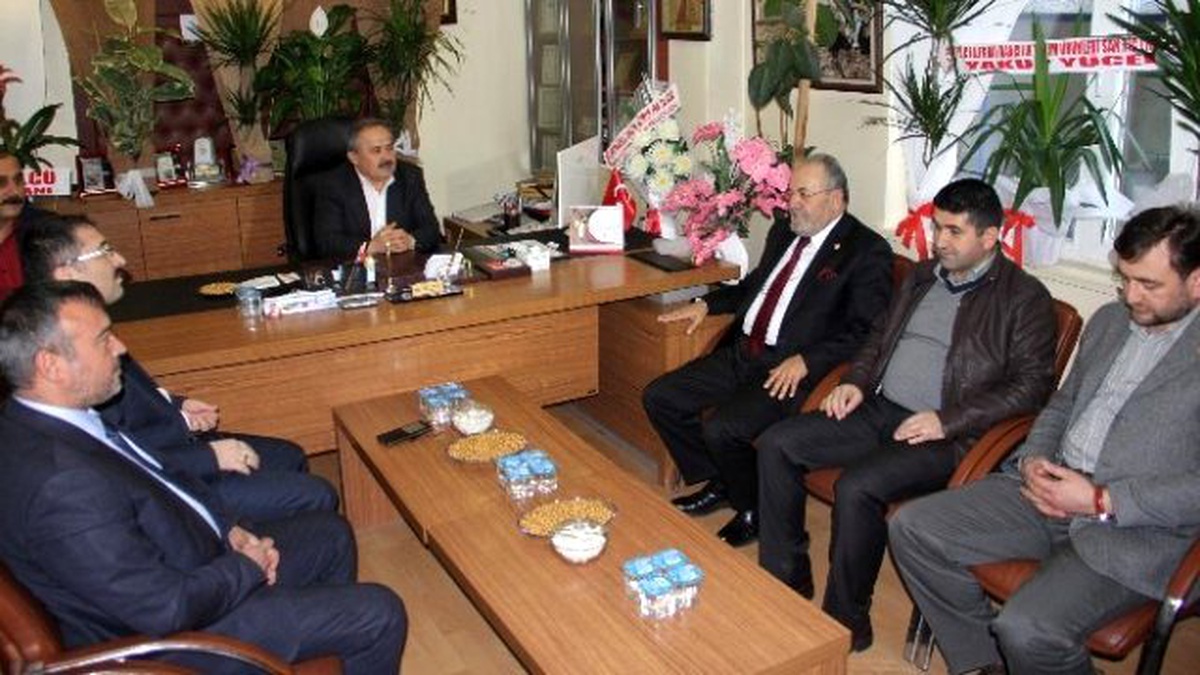 AK Parti\'li Uslu Çorum Ziraat Odası\'nı Ziyaret Etti