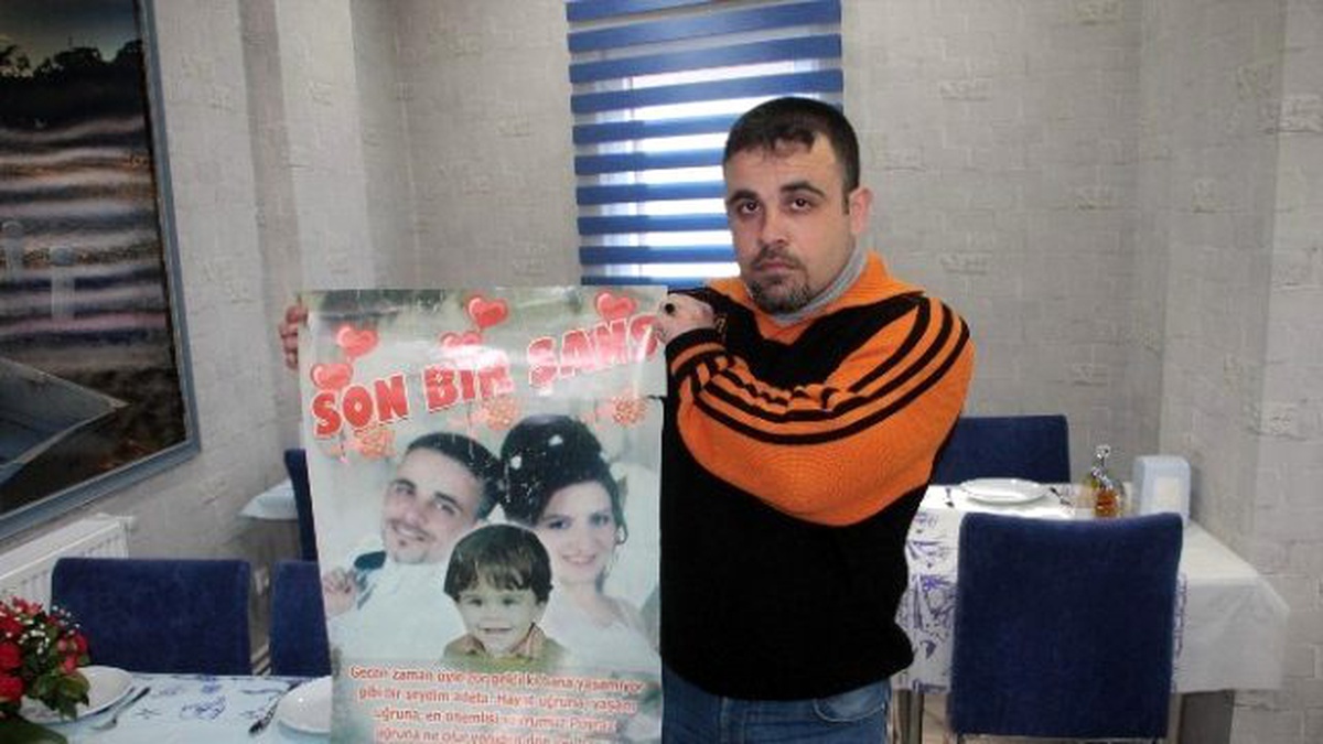 Boşandığı Eşine Sevgililer Günü\'nde Barışma Teklif Etti
