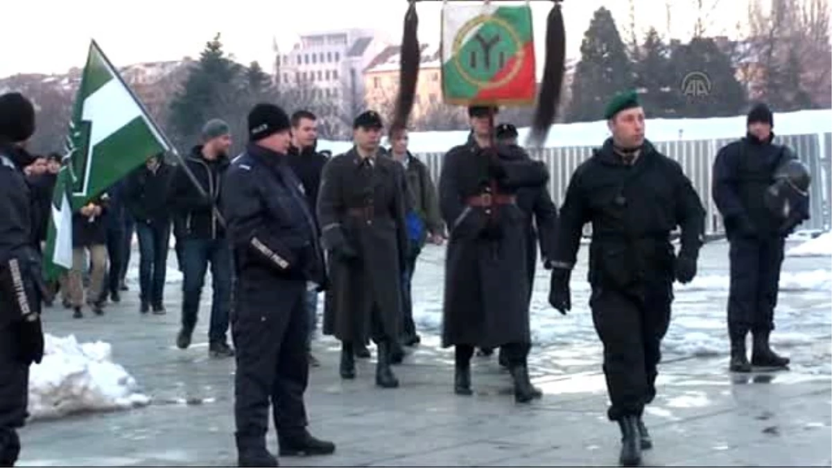 Bulgaristan\'da Meşaleli Yürüyüş