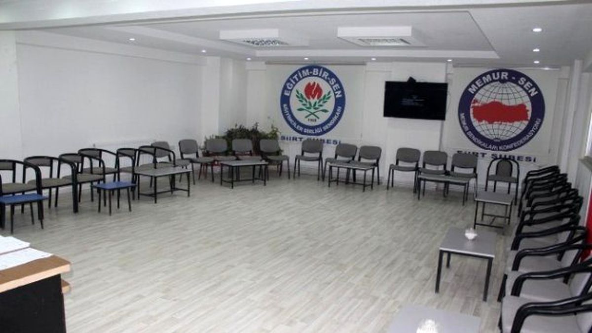 Eğitim Bir-sen Yeni Binasına Taşındı