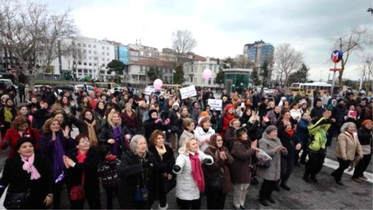 Kadınlar Şiddete Karşı Dans Etti