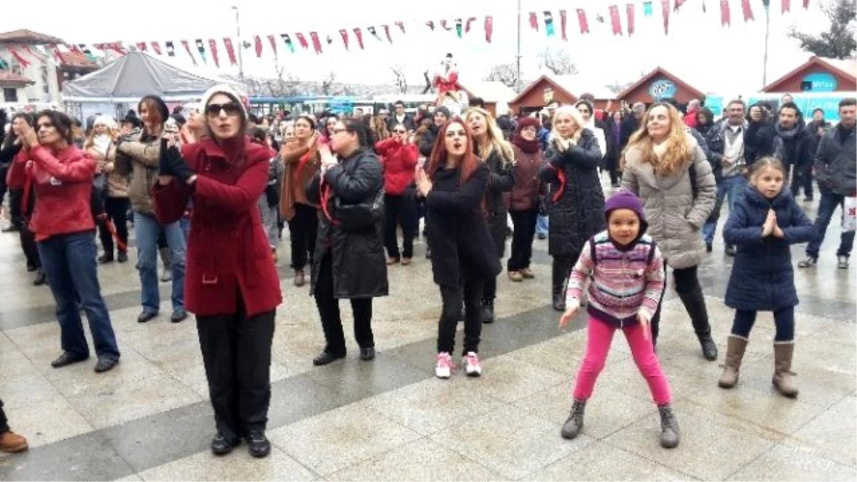 Kadına Karşı Şiddete Karşı Dans Ettiler