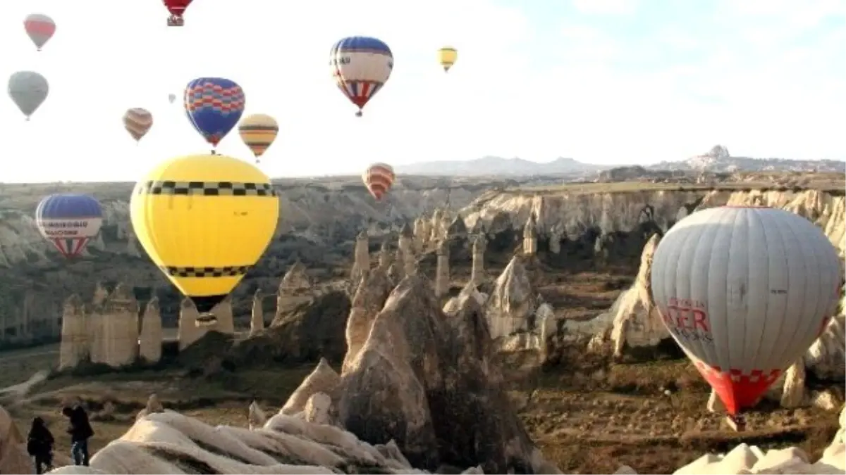 Kapadokya Semalarında \'Sevgililer Günü\' Hareketliliği