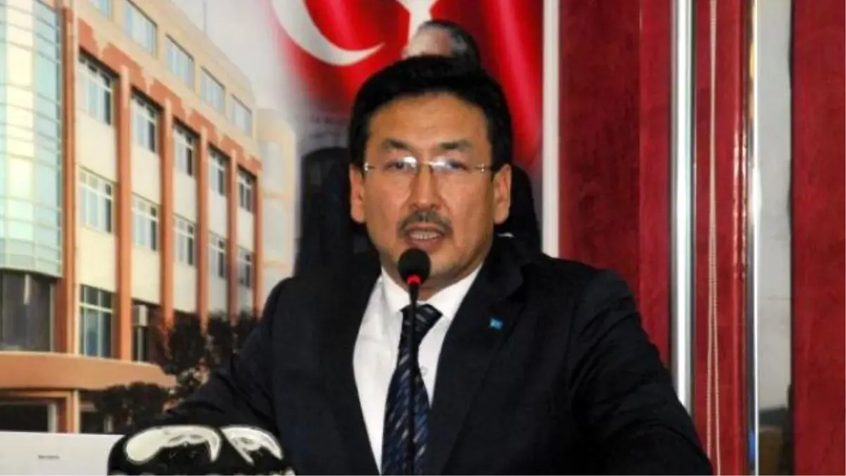 Seyit Tümtürk: Çin, Doğu Türkistan\'ı Dinsizleştirme Politikaları Uyguluyor