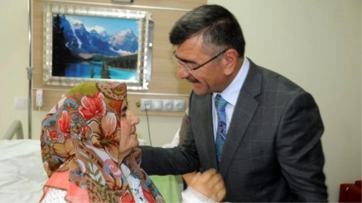 Belediye Başkanı Faruk Akdoğan Hastaları Ziyaret Etti