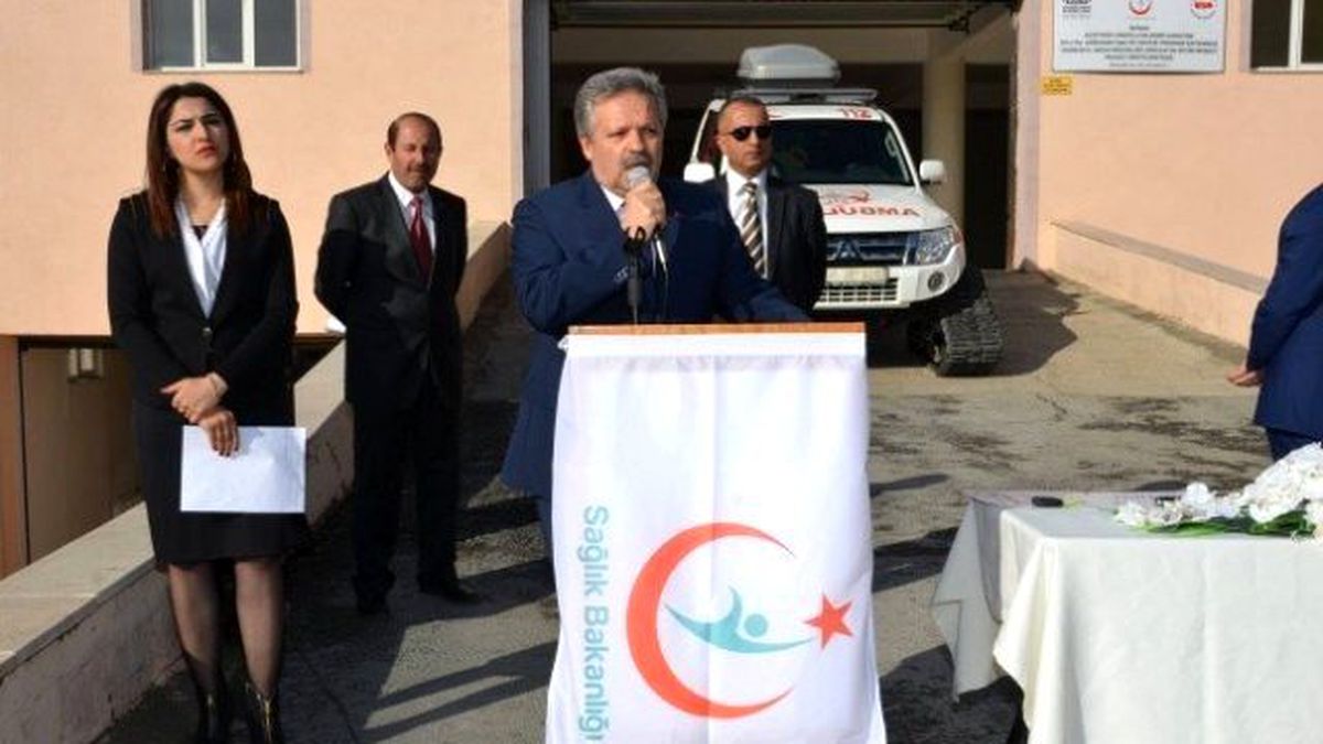 Erzincan\'a 6 Adet Tam Donanımlı Kara Ambulansı
