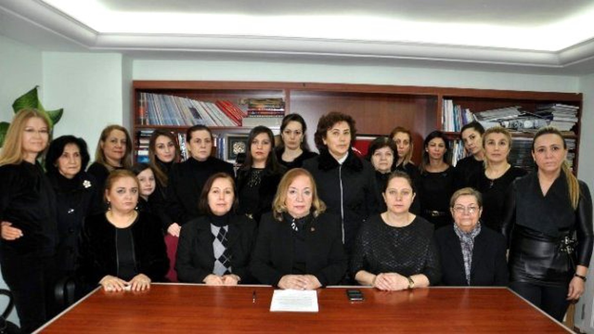 Eskişehirli Kadınlardan "Özgecan Aslan" Tepkisi