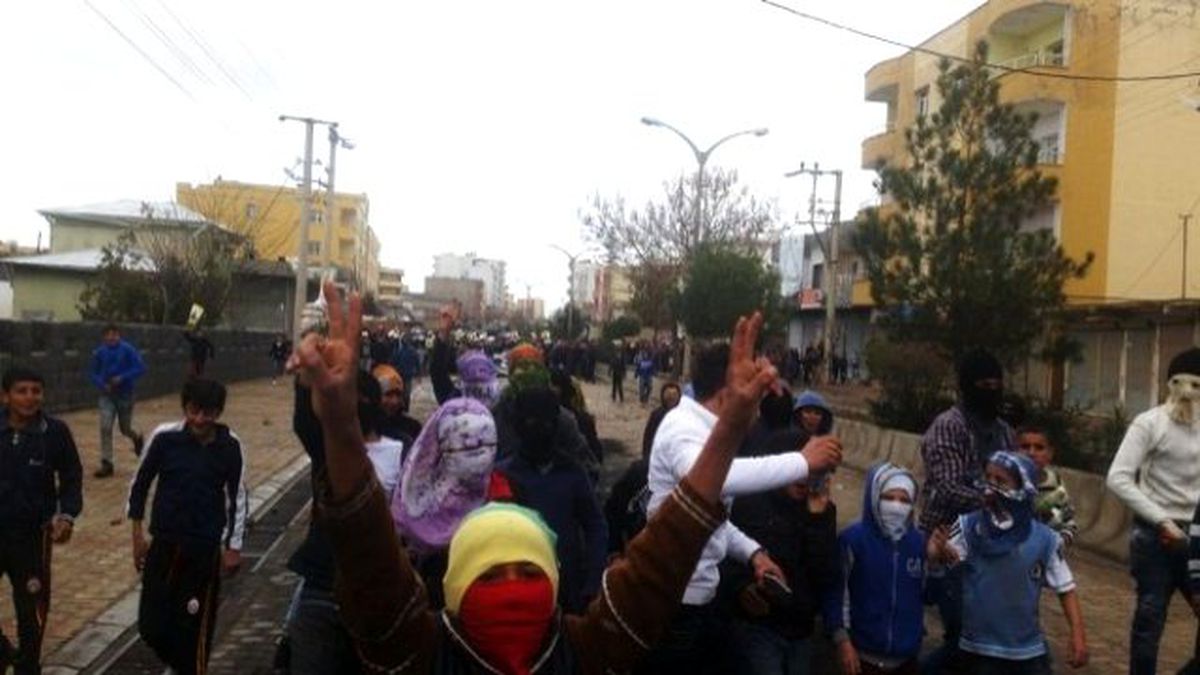 İdil\'de 15 Şubat Yürüyüşü