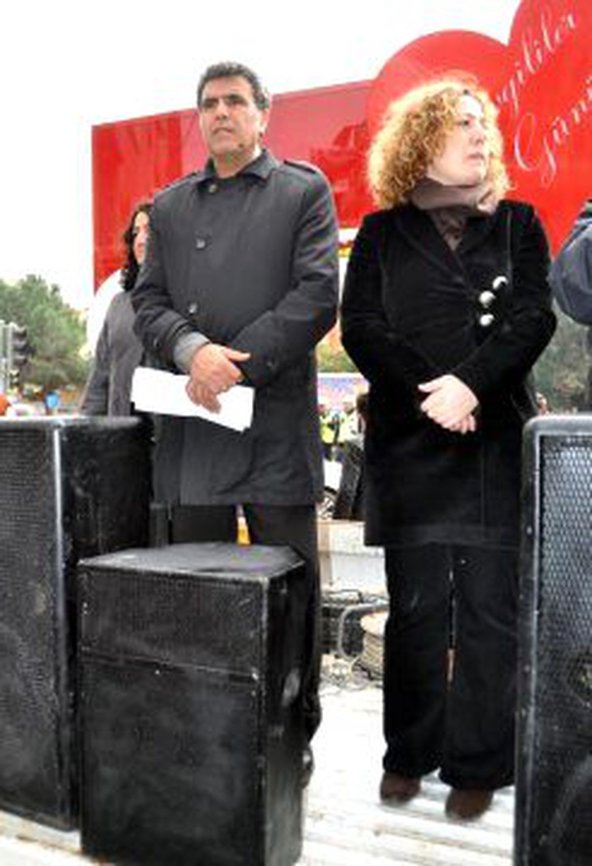 İzmir\'de Hdp\'liler Öcalan\'ın Serbest Bırakılmasını İstedi