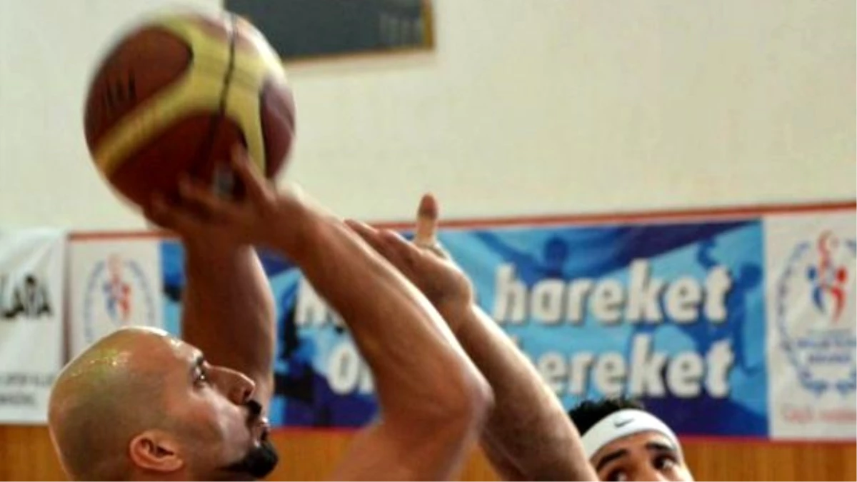 Kardemir Karabükspor-Beşiktaş Rmk Marine: 76-72