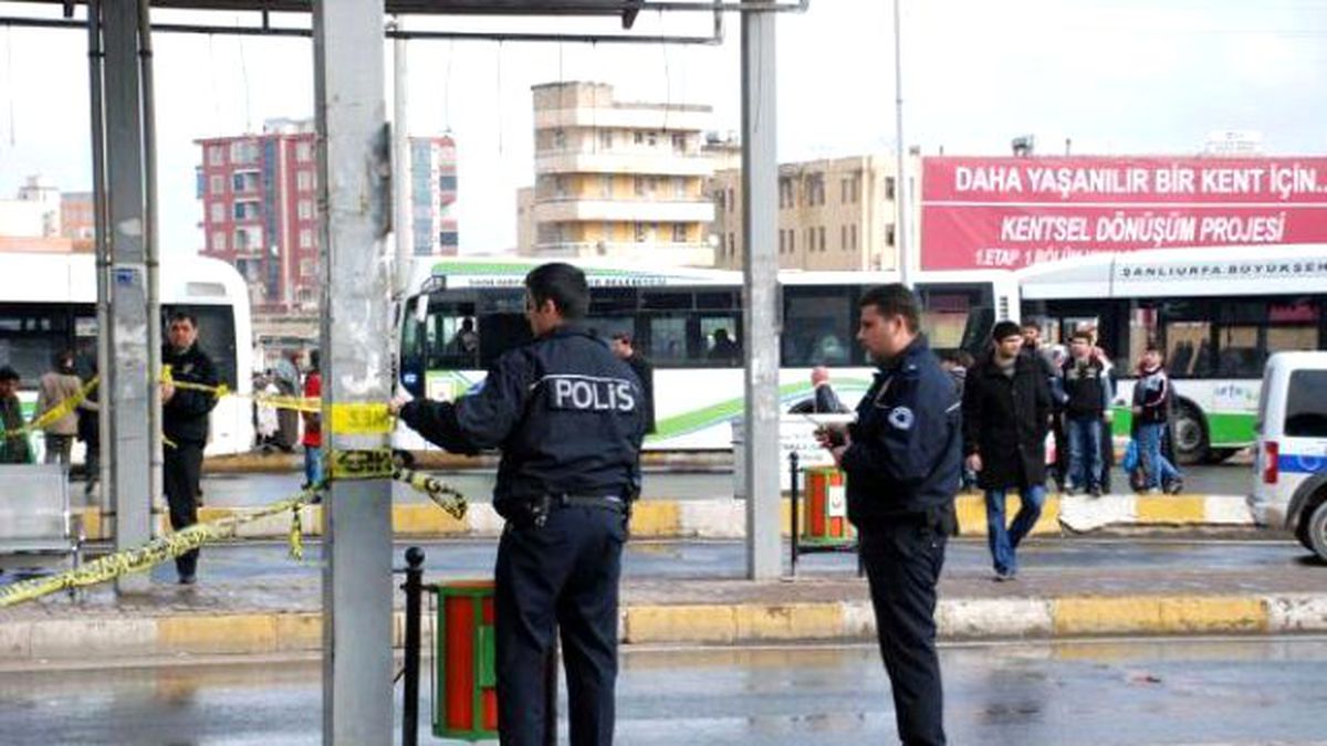 Şanlıurfa\'da Unutulan Çanta Paniğe Neden Oldu