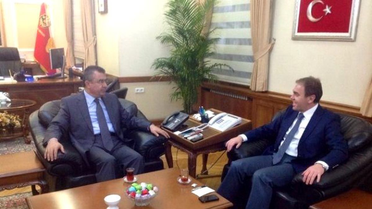 AK Parti\'li Vural Kavuncu: Emniyet Binalarımızı Yeniliyoruz