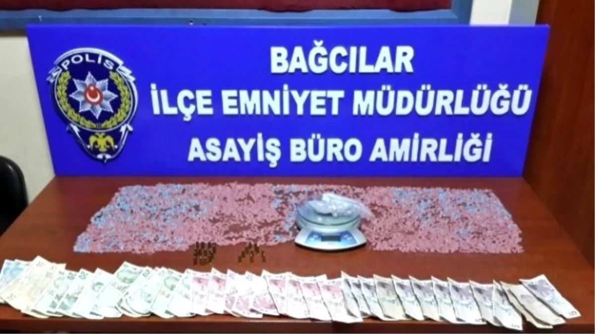 Alıcı Kılığına Giren Polisten Uyuşturucu Tacirlerine Suçüstü