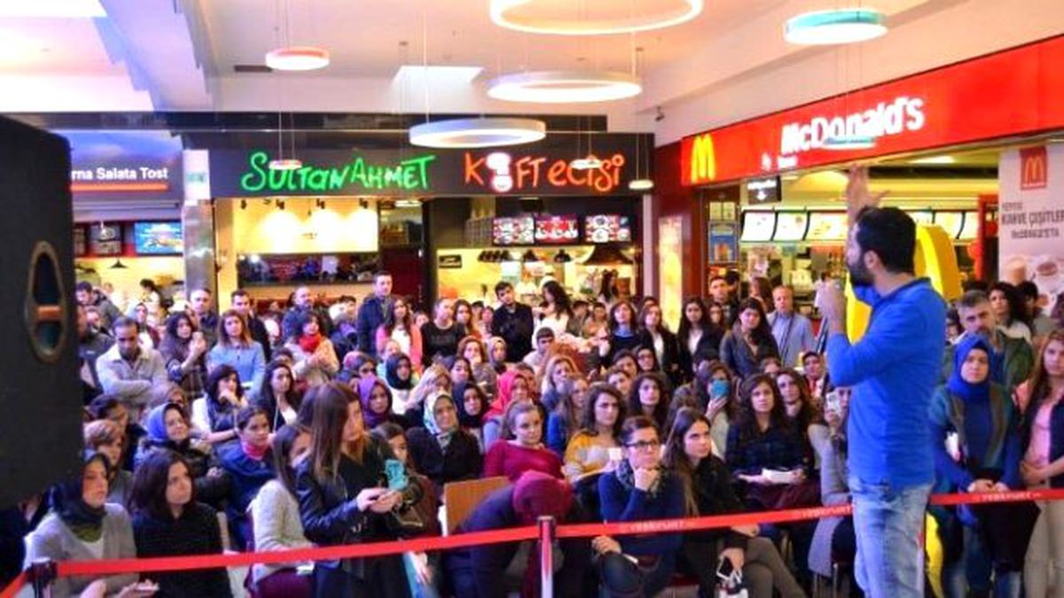 Aşkım Kapışmak Yeşilyurt Avm\'de Sevenleriyle Buluştu