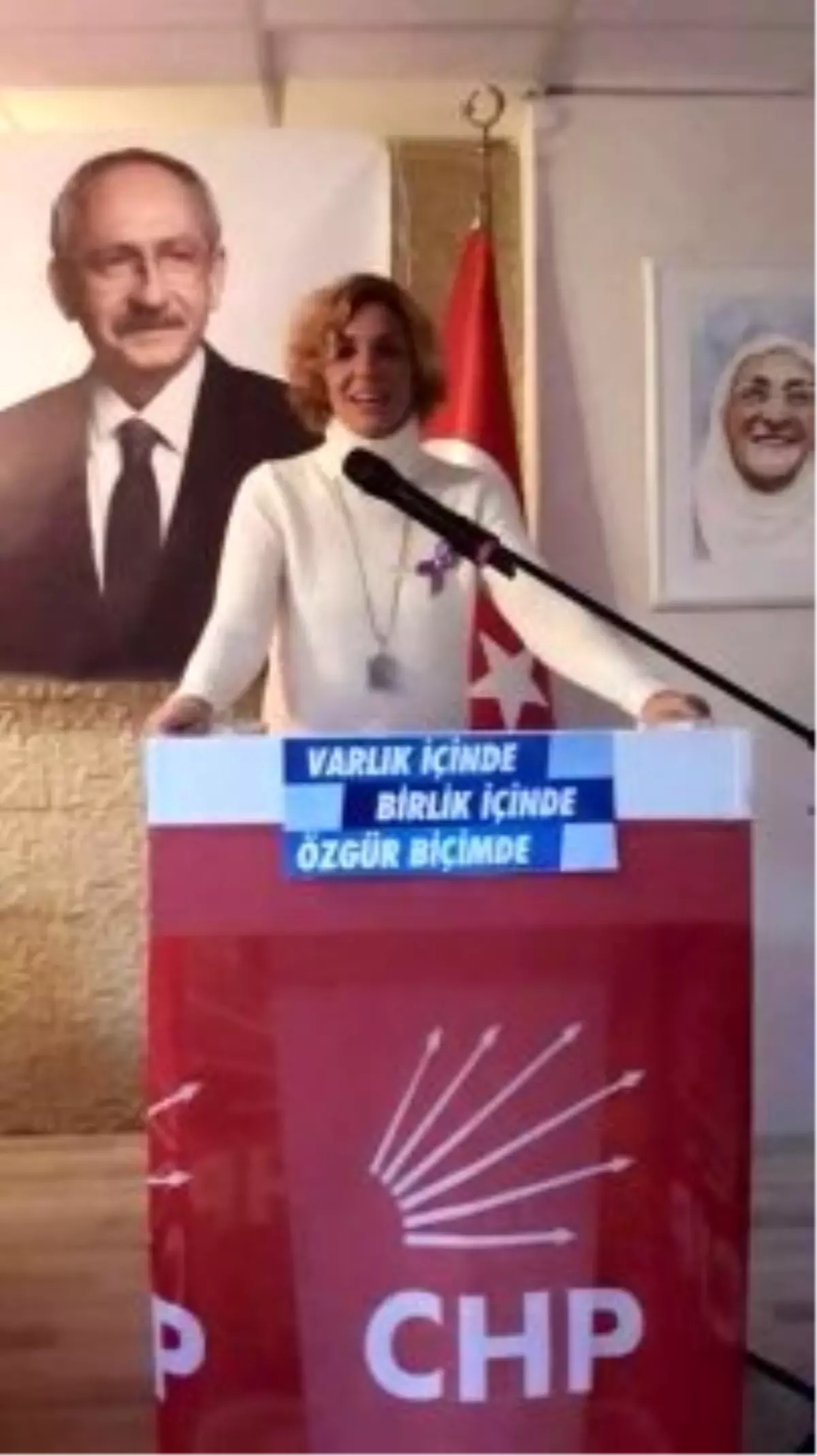 Ayvalık CHP\'de 4. Aday Elif Günaydın Kaynak