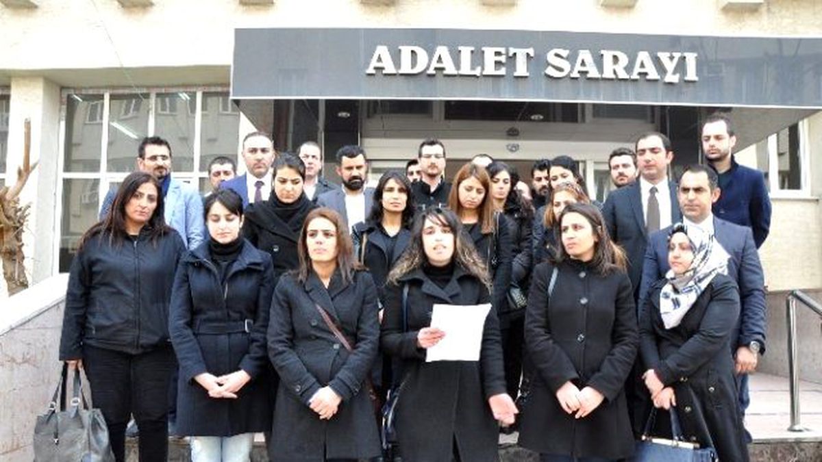 Batman Barosu\'ndan Özgecan Cinayetine Tepki
