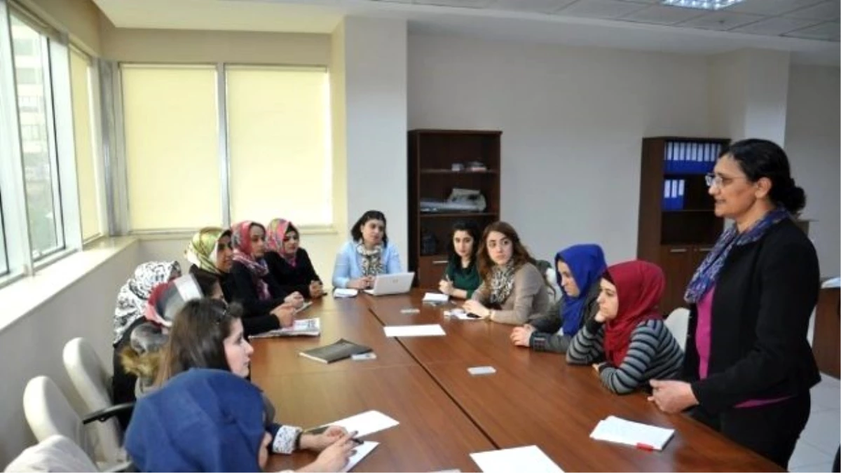Belediye Kadın Kurulu\'nun Eğitim Çalışmaları Başladı