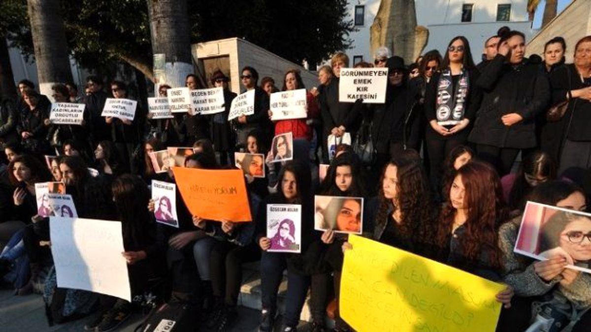 Bodrumlular Özgecan İçin Meydana İndi