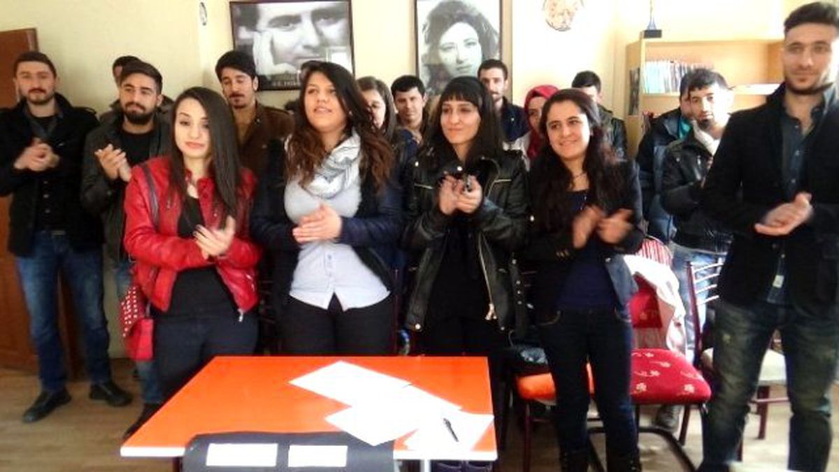 Cöder\'den Özgecan\'ın Öldürülmesine Tepki