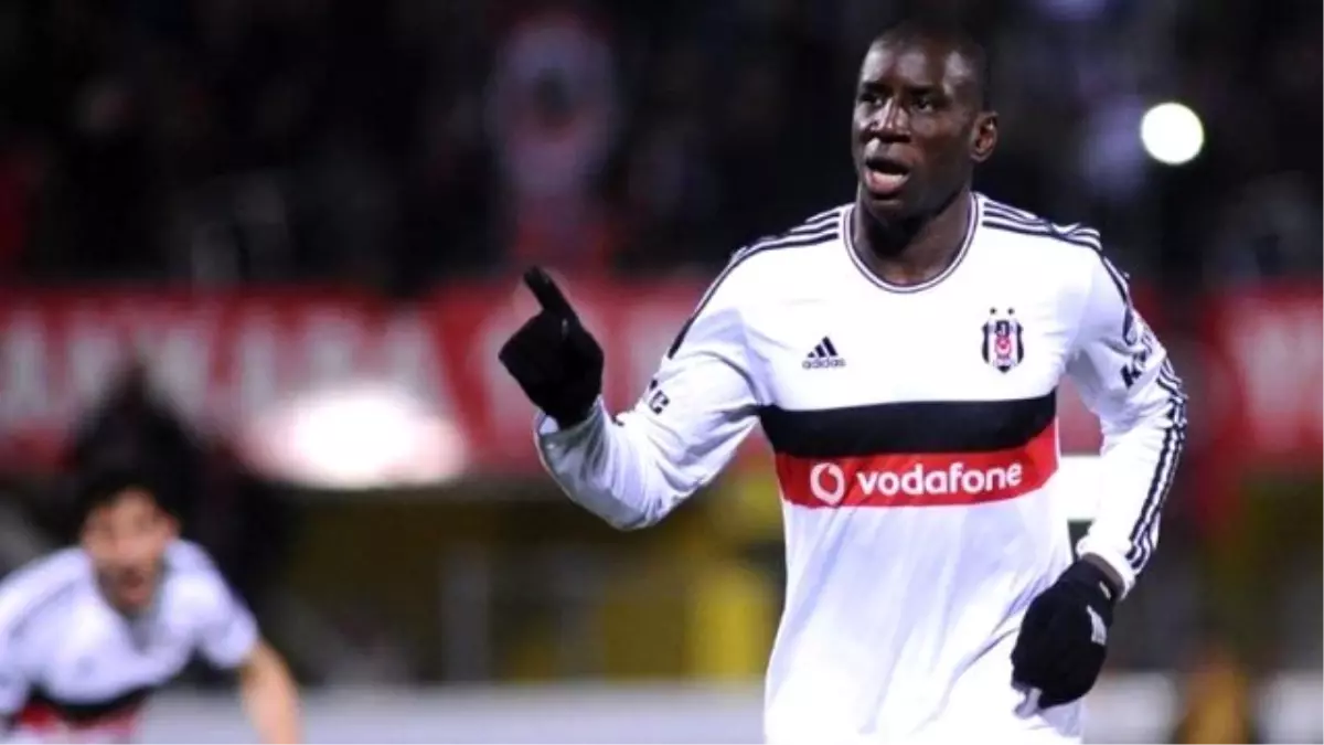 Demba Ba Tarih Yazıyor!