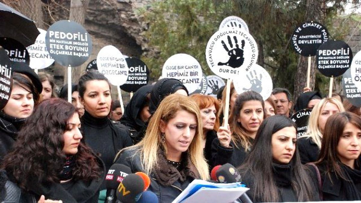 Diyarbakır\'dan Özgecan\'ın Katillerine Sert Tepki