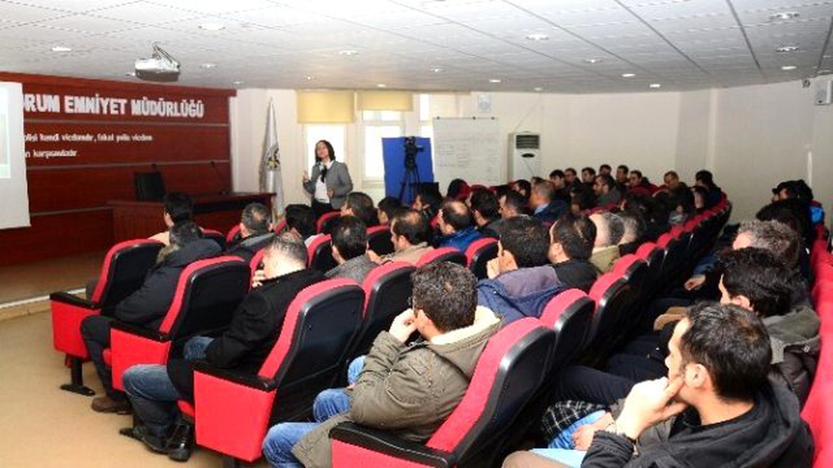 Emniyet Mensuplarına "Etkili İletişim ve Öfke Yönetimi" Semineri