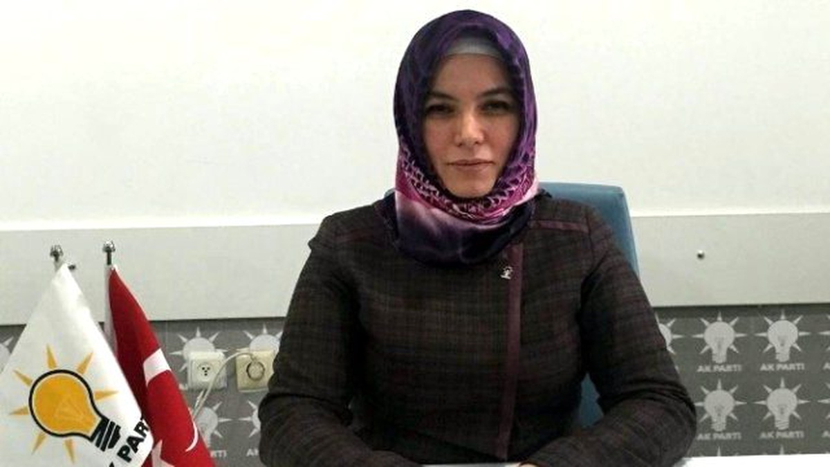 Hatice Özgevrek: Özgecan\'ın Katilleri En Ağır Şekilde Cezalandırılmalı