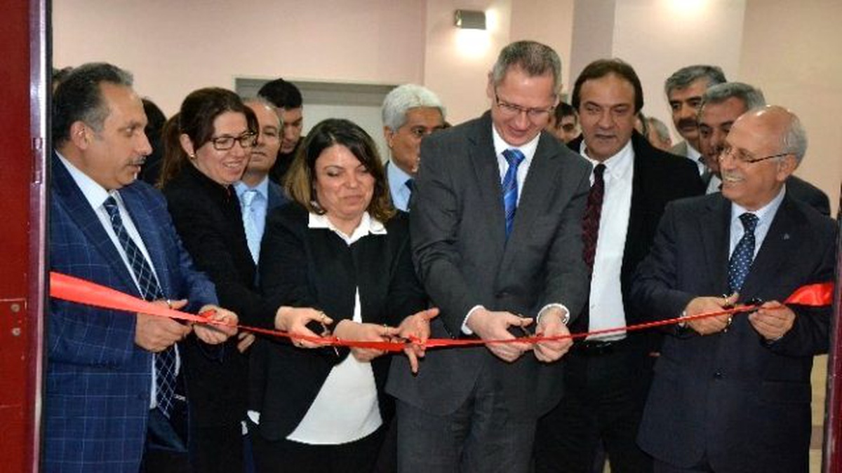Hırvatistan Fotoğraflarının Yer Aldığı Sergi Törenle Açıldı