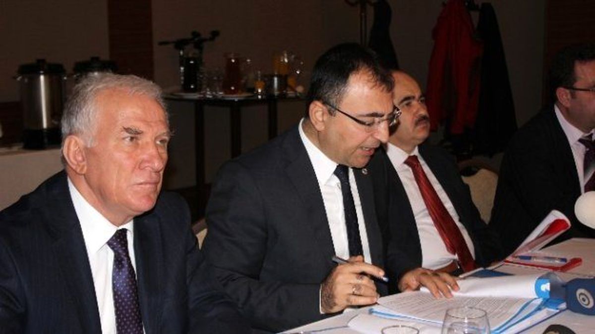 İzmir Valisi Toprak Açıklaması