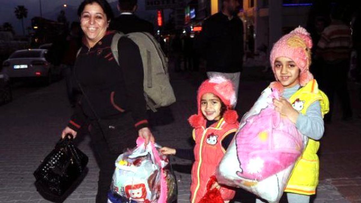 Kamptan Kaçan 105 Suriyeli Antalya\'da Yakalandı