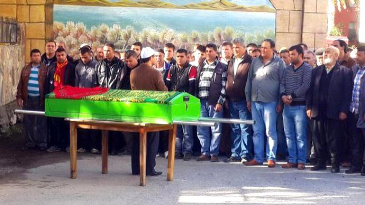 Kanserden Ölen Ağabeyinin Ağrı Bandı, 14 Yaşındaki Pınar\'ı Canından Etti (2)