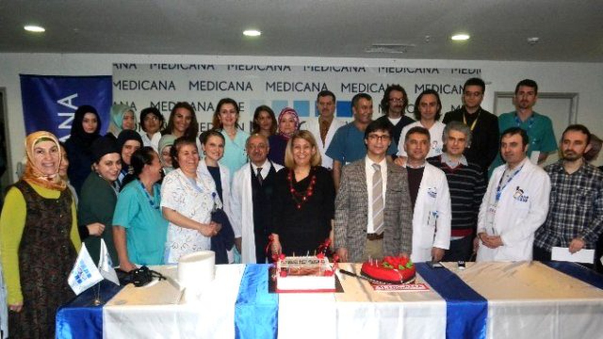Medıcana\'da Başarılı Bölümlere Teşekkür Kokteyli