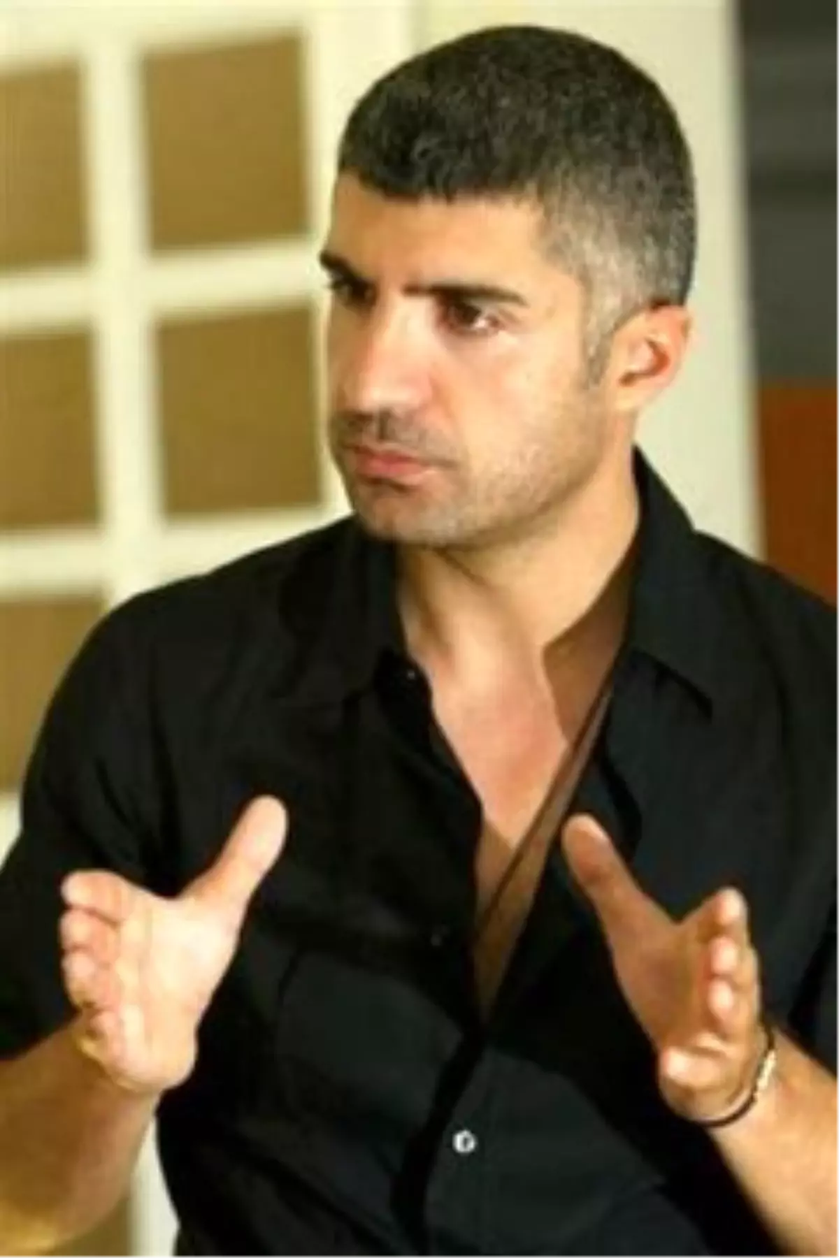 Özcan Deniz\'in \'Özgecan\' Mesajı Paylaşım Rekoru Kırıyor