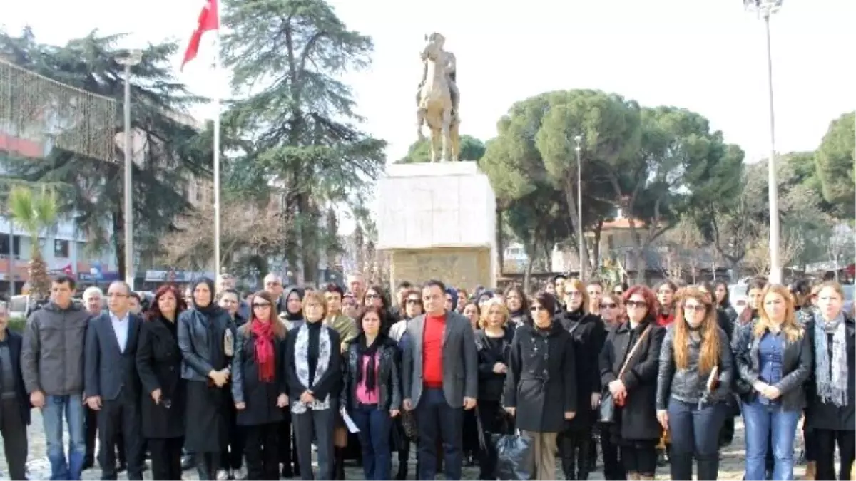 Özgecan Aslan Cinayeti Ödemiş\'te Kınandı