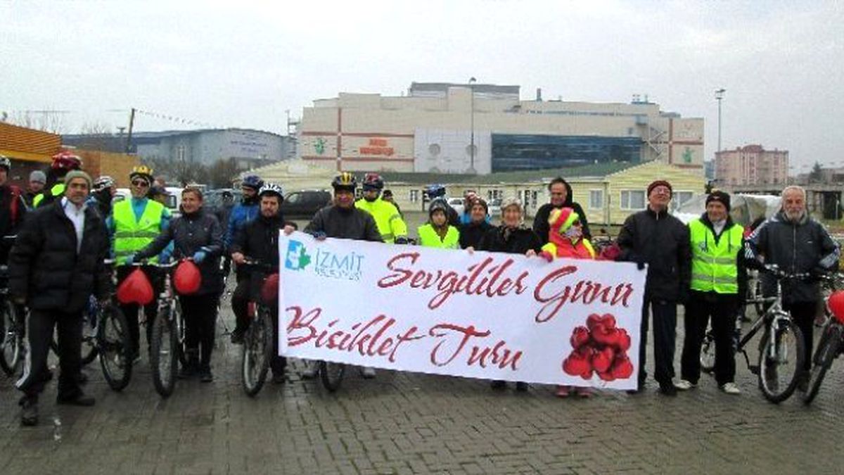 Pedallar Sevgililer İçin Çevrildi
