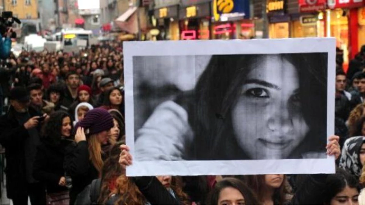 Zonguldak\'ta Liseliler Özgecan\'ın Öldürülmesini Protesto Etti