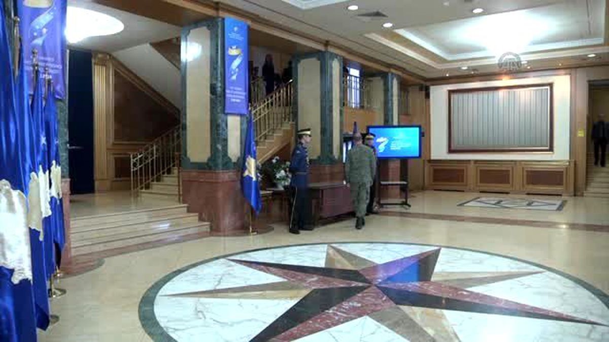 Bağımsız Kosova' 7 Yaşında