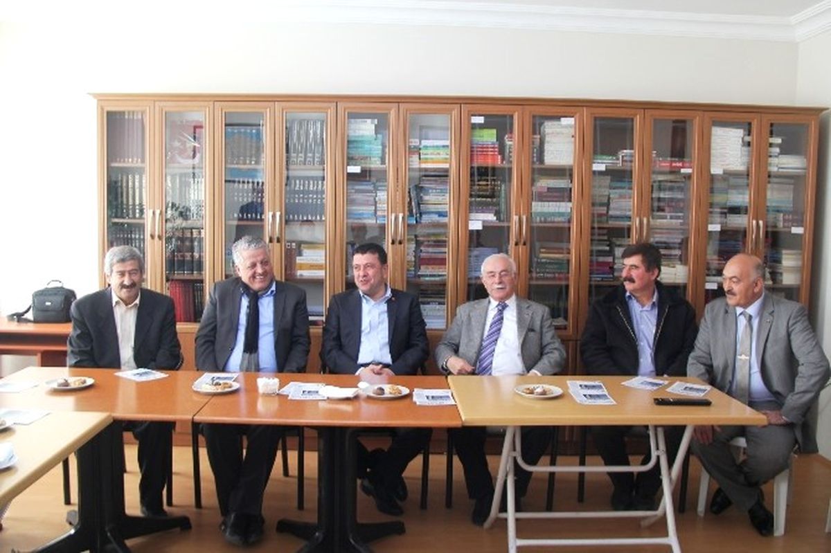 CHP\'li Ağbaba, Cem Vakfı Malatya Şubesini Ziyaret Etti