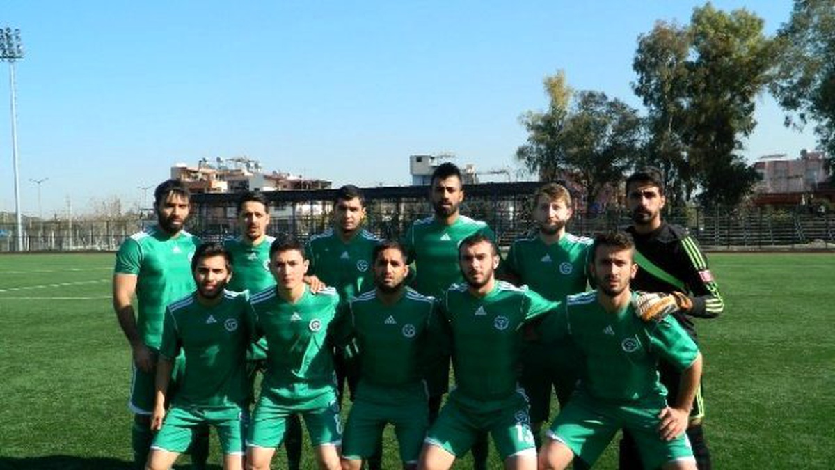 Çü Futbol Takımı Adana Şampiyonu Oldu